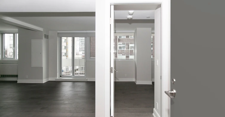 11 Walmer Road, Toronto, ON, M5R 2W9 - 5