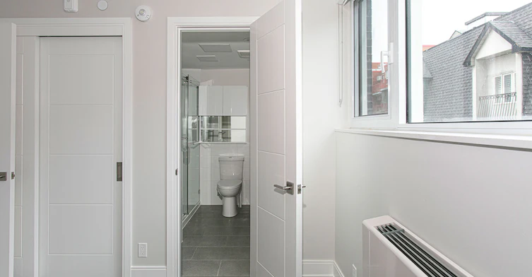 11 Walmer Road, Toronto, ON, M5R 2W9 - 6