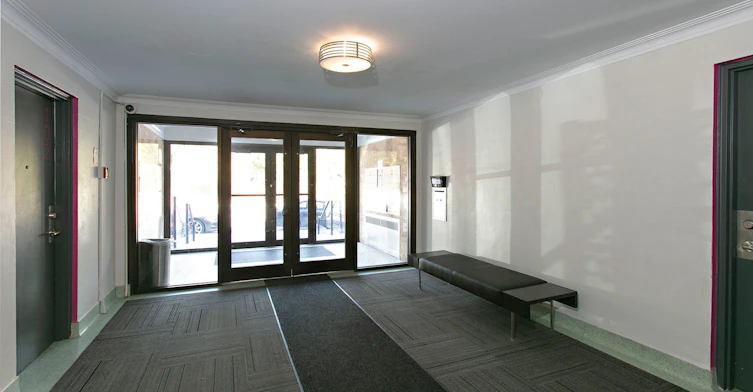 1291 Bayview Avenue, Toronto, ON, M4G 2Z9 - 4