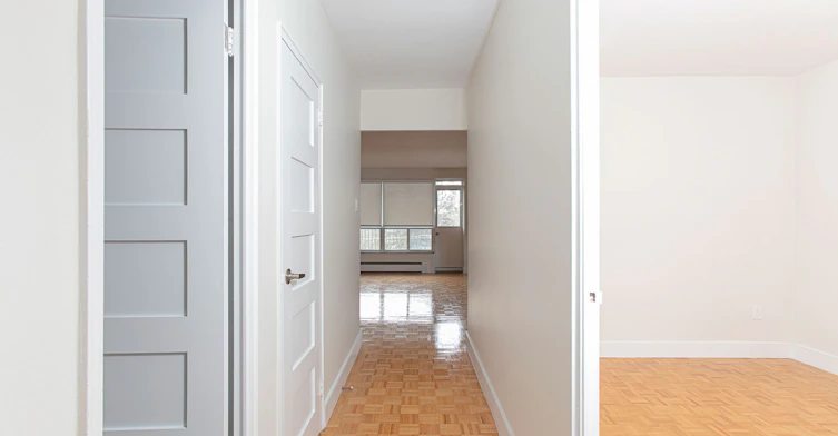 1291 Bayview Avenue, Toronto, ON, M4G 2Z9 - 7