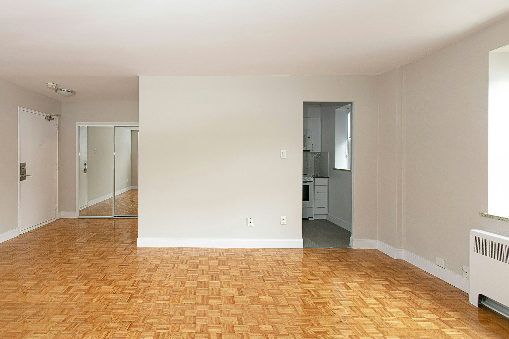 1291 Bayview Avenue, Toronto, ON, M4G 2Z9 - 4