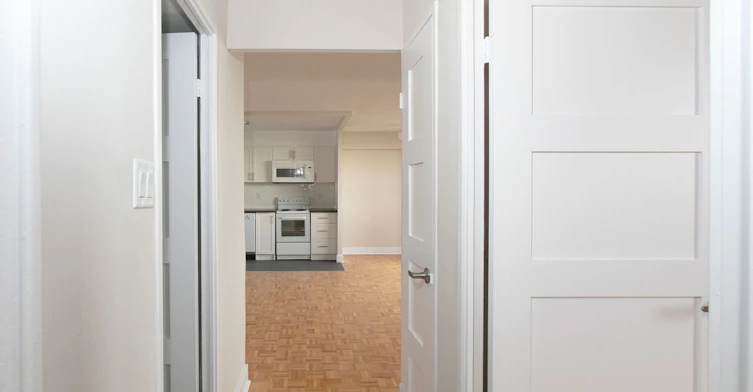 1500 Bathurst Street, Toronto, ON, M5P 3L3 - 4