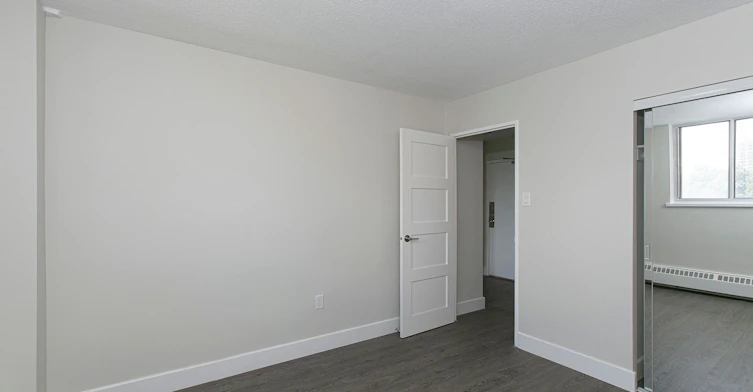 1500 Bathurst Street, Toronto, ON, M5P 3L3 - 3