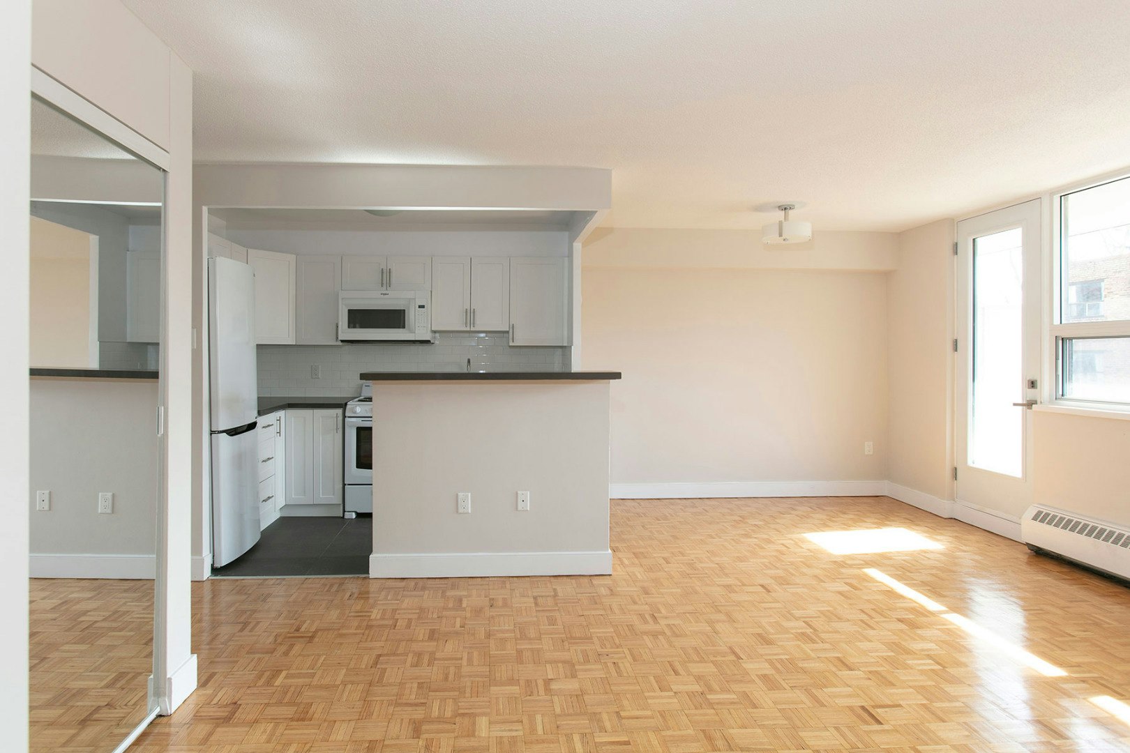 1500 Bathurst Street, Toronto, ON, M5P 3L3 - 4