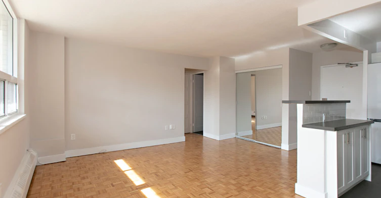 1500 Bathurst Street, Toronto, ON, M5P 3L3 - 3
