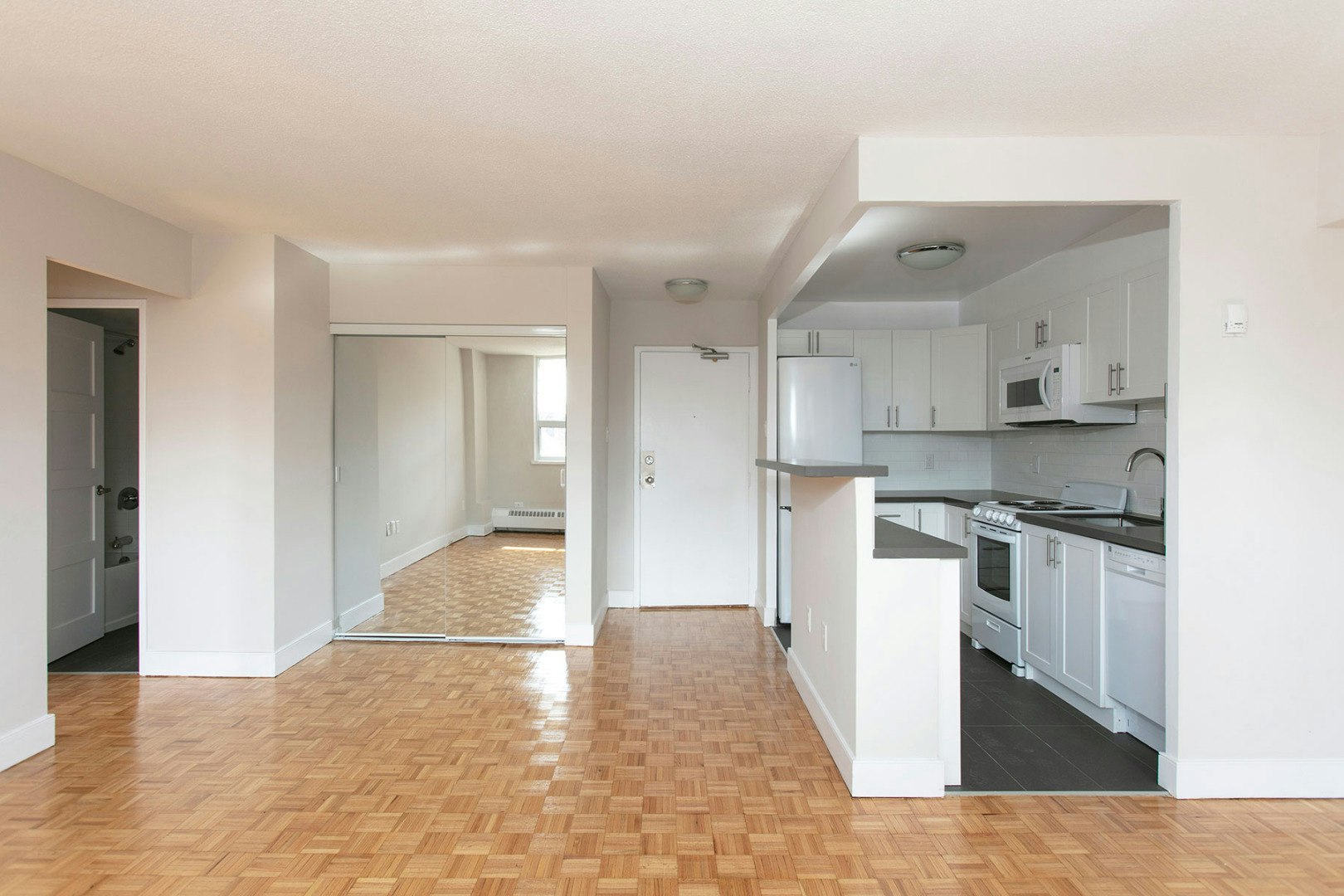 1500 Bathurst Street, Toronto, ON, M5P 3L3 - 2