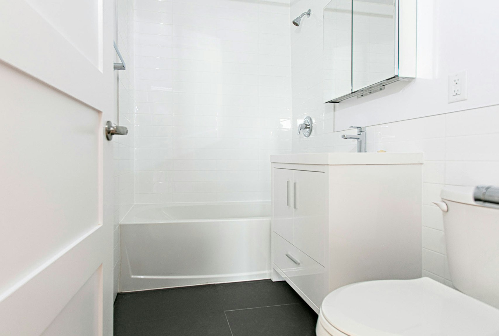 1545 Bathurst Street, Toronto, ON, M5P 3H6 - 4