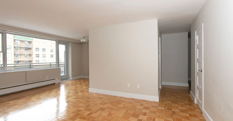 2 Grandstand Place, Toronto, ON, M4H 1E2 - 5