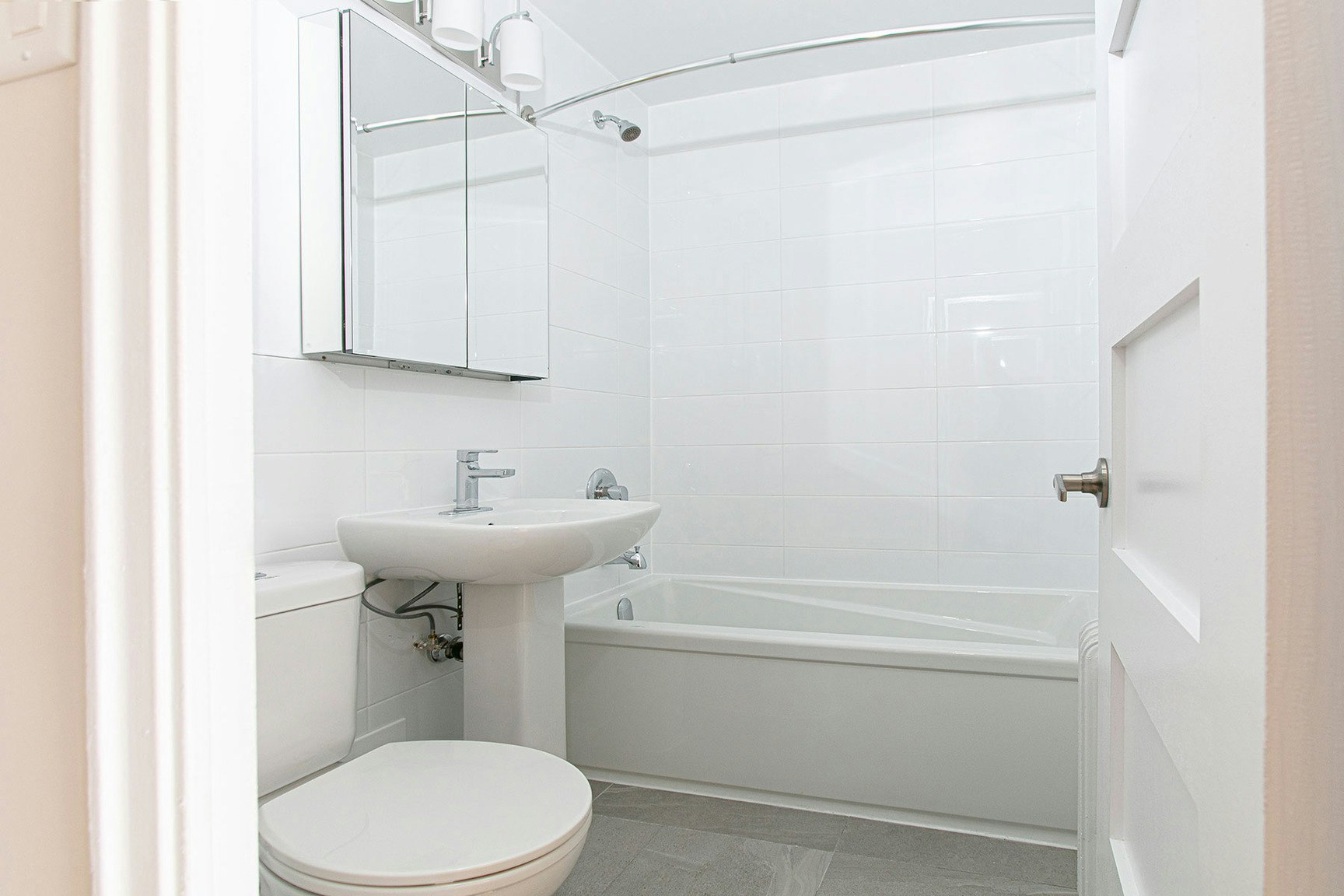 2 Grandstand Place, Toronto, ON, M4H 1E2 - 9
