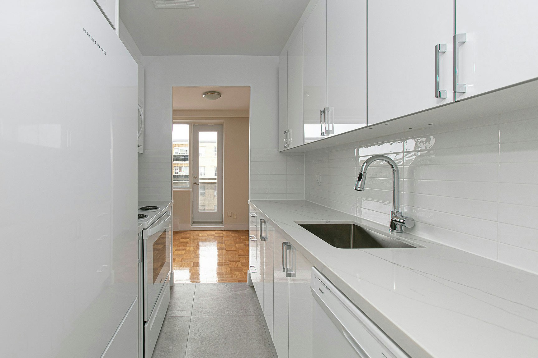 2 Grandstand Place, Toronto, ON, M4H 1E2 - 3