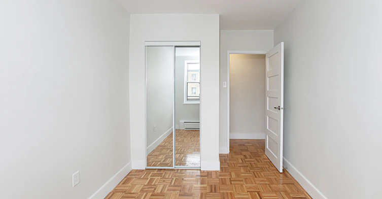 2 Grandstand Place, Toronto, ON, M4H 1E2 - 6