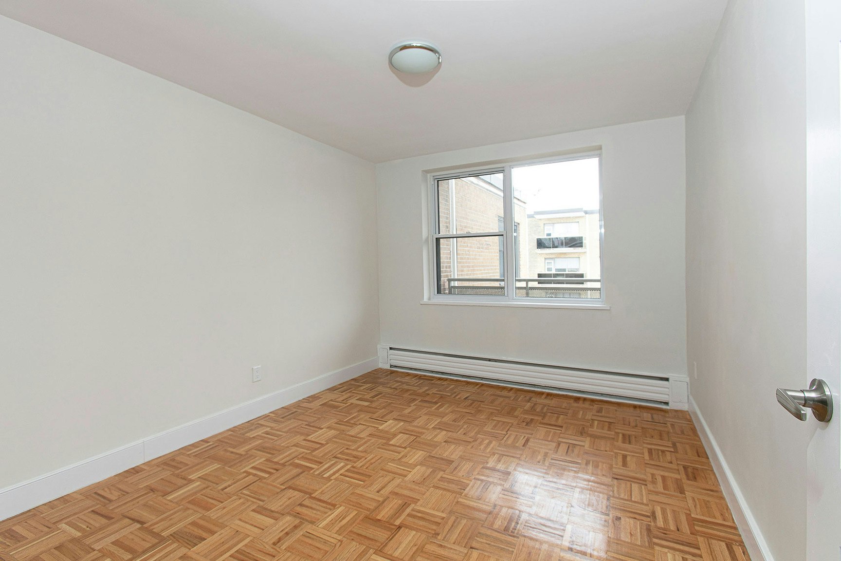 2 Grandstand Place, Toronto, ON, M4H 1E2 - 8