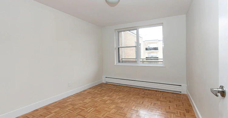 2 Grandstand Place, Toronto, ON, M4H 1E2 - 8