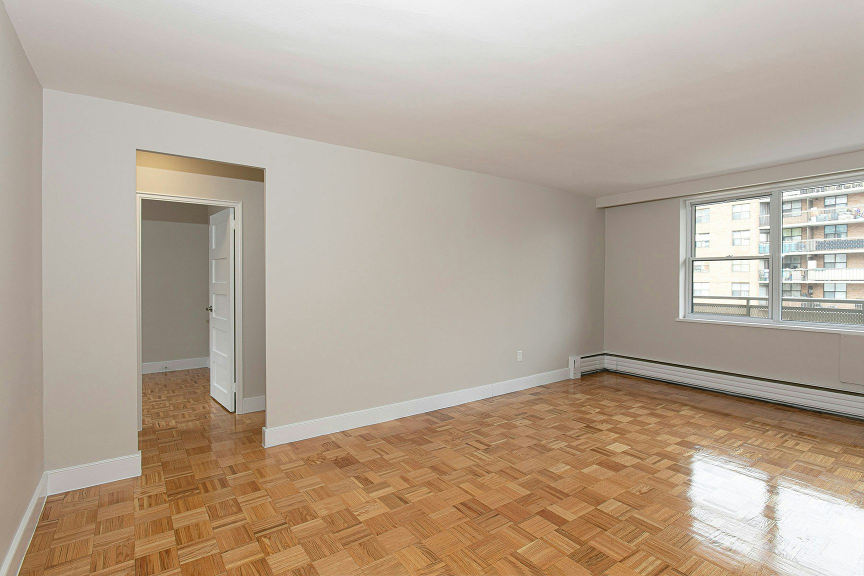 2 Grandstand Place, Toronto, ON, M4H 1E2 - 3