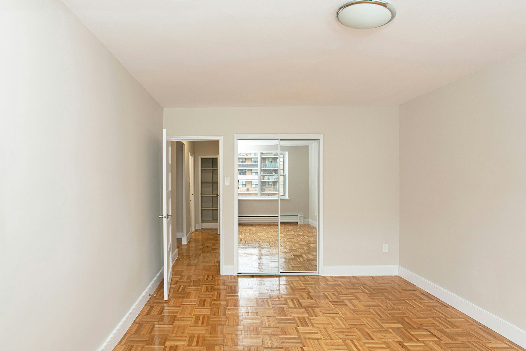 2 Grandstand Place, Toronto, ON, M4H 1E2 - 5