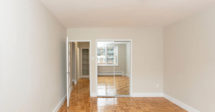 2 Grandstand Place, Toronto, ON, M4H 1E2 - 5