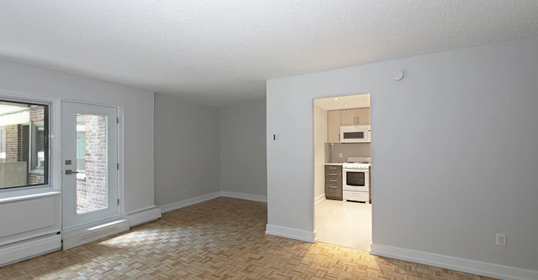 50 Willowdale Avenue, Montréal, QC, H3T 1G1 - 2