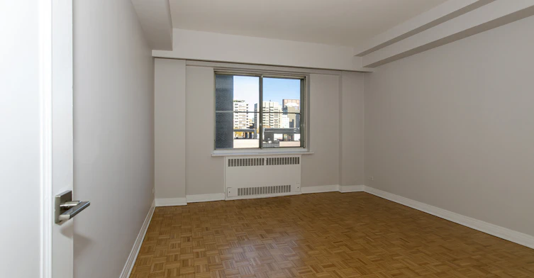 3465 Redpath Rue, Montréal, QC, H3G 2G8 - 3