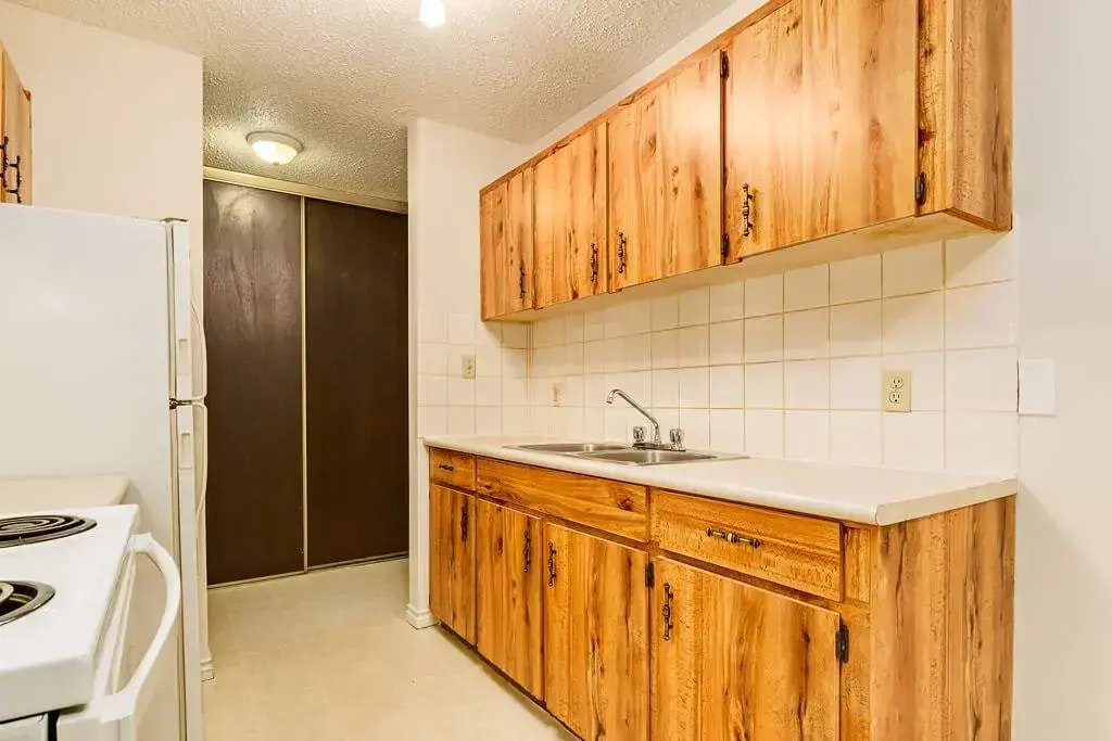 207-25 Howarth Street, Red Deer, AB, T4N 6J6 - 6
