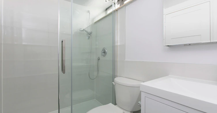 9 Deer Park Crescent, Toronto, ON, M4V 2C4 - 11