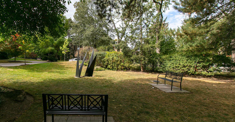 9 Deer Park Crescent, Toronto, ON, M4V 2C4 - 5