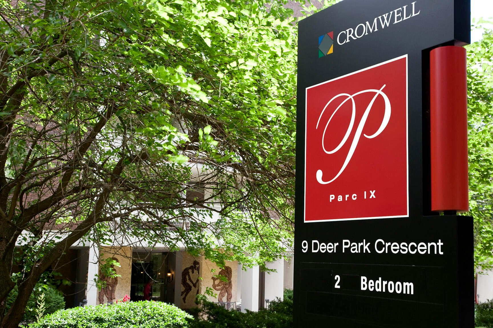 9 Deer Park Crescent, Toronto, ON, M4V 2C4