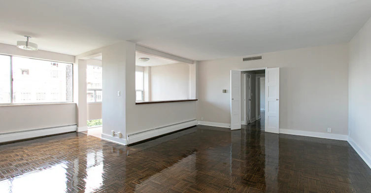 9 Deer Park Crescent, Toronto, ON, M4V 2C4 - 3