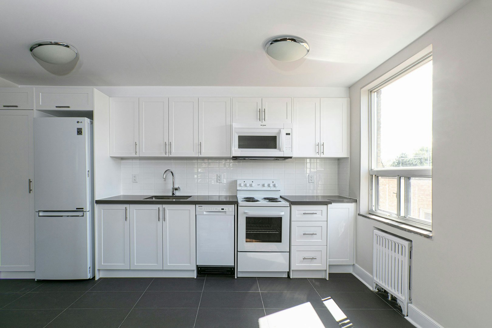 990 Avenue Road, Toronto, ON, M5P 2K8
