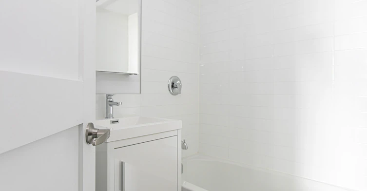 990 Avenue Road, Toronto, ON, M5P 2K8 - 6