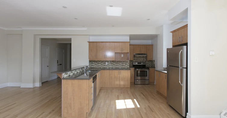 5002 Sherbrooke Rue Ouest, Westmount, QC, H4A 1S8 - 2
