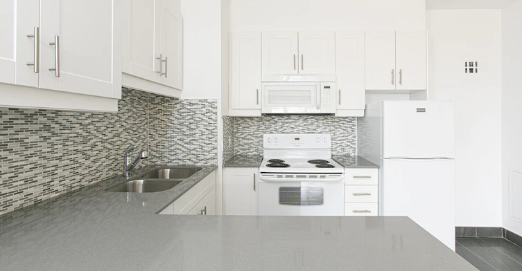 1745 Cedar Avenue, Montréal, QC, H3G 1A7