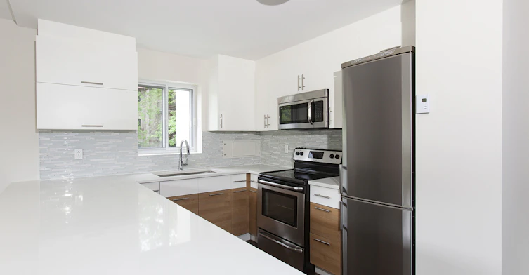 25 Vincent D'indy Avenue, Montréal, QC, H2V 2S8 - 2