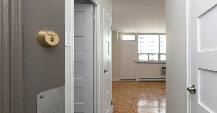 55 Isabella Street, Toronto, ON, M4Y 1M8 - 8