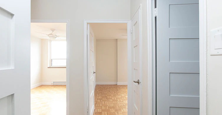 55 Isabella Street, Toronto, ON, M4Y 1M8 - 2