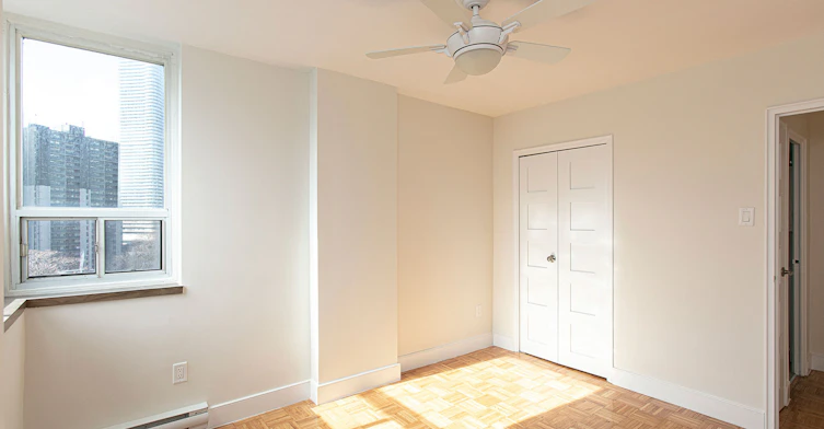 55 Isabella Street, Toronto, ON, M4Y 1M8 - 4