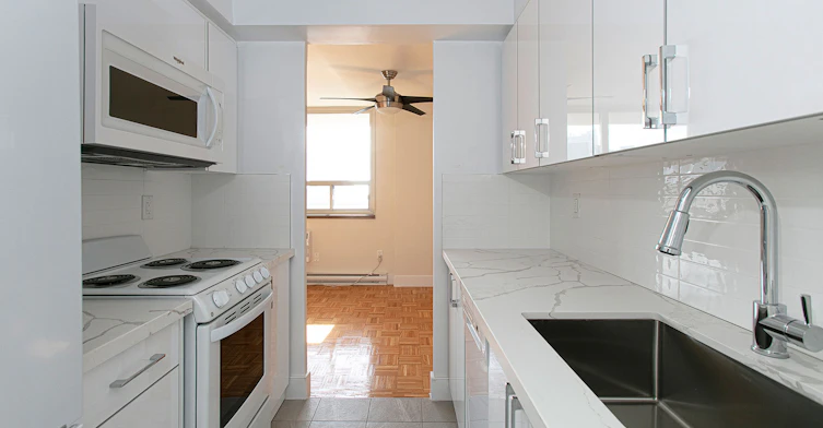 55 Isabella Street, Toronto, ON, M4Y 1M8 - 6