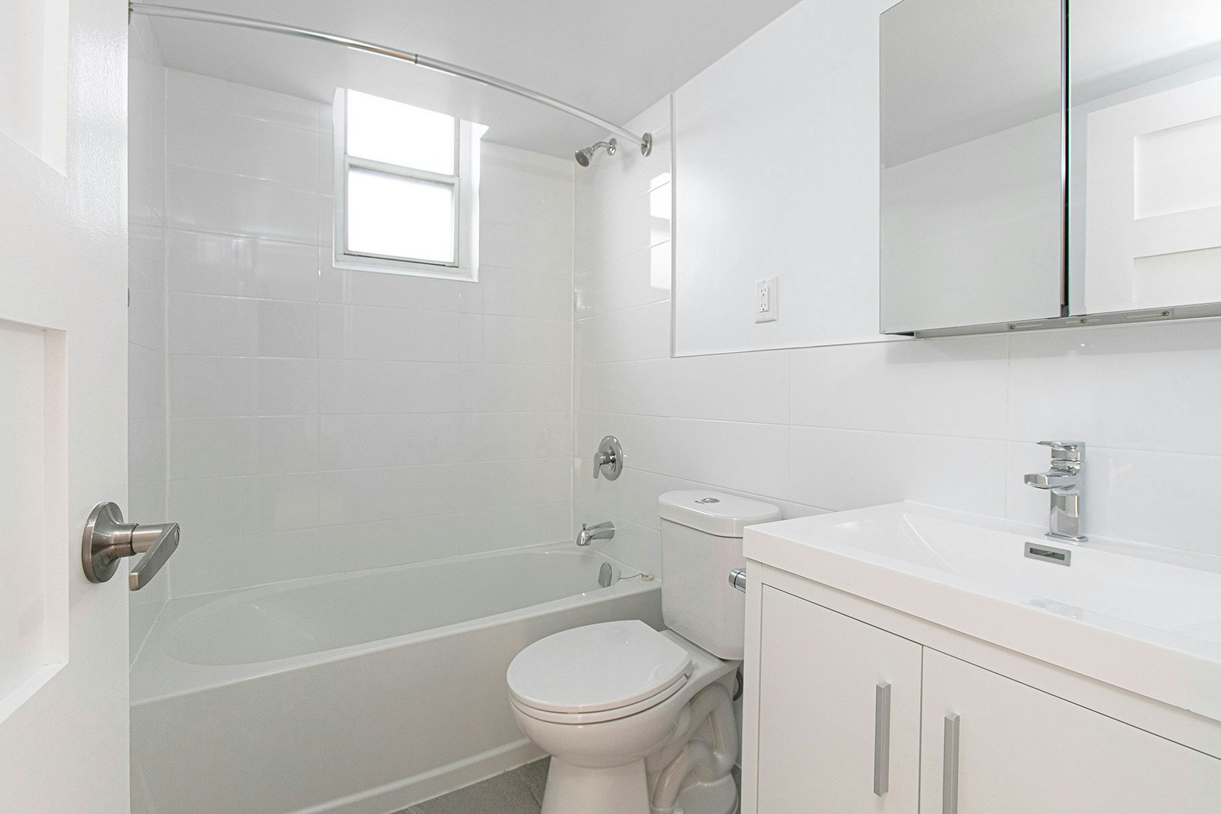 55 Isabella Street, Toronto, ON, M4Y 1M8 - 8