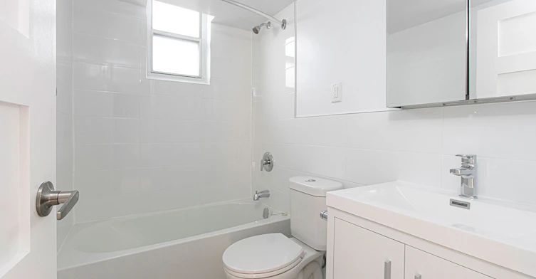 55 Isabella Street, Toronto, ON, M4Y 1M8 - 8