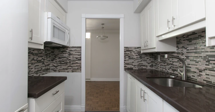 55 Isabella Street, Toronto, ON, M4Y 1M8 - 3