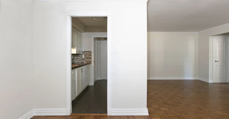 55 Isabella Street, Toronto, ON, M4Y 1M8 - 4