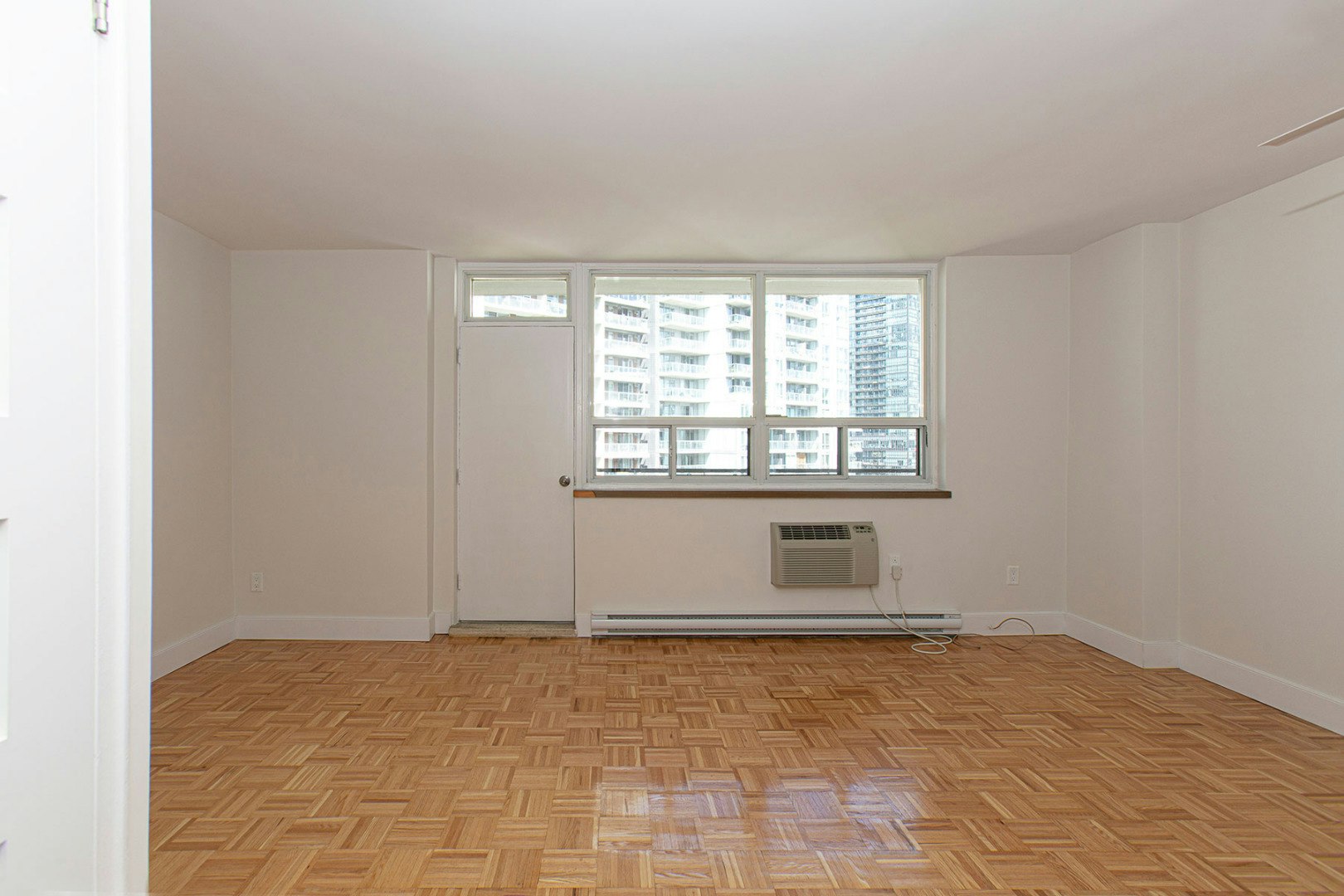 55 Isabella Street, Toronto, ON, M4Y 1M8 - 5