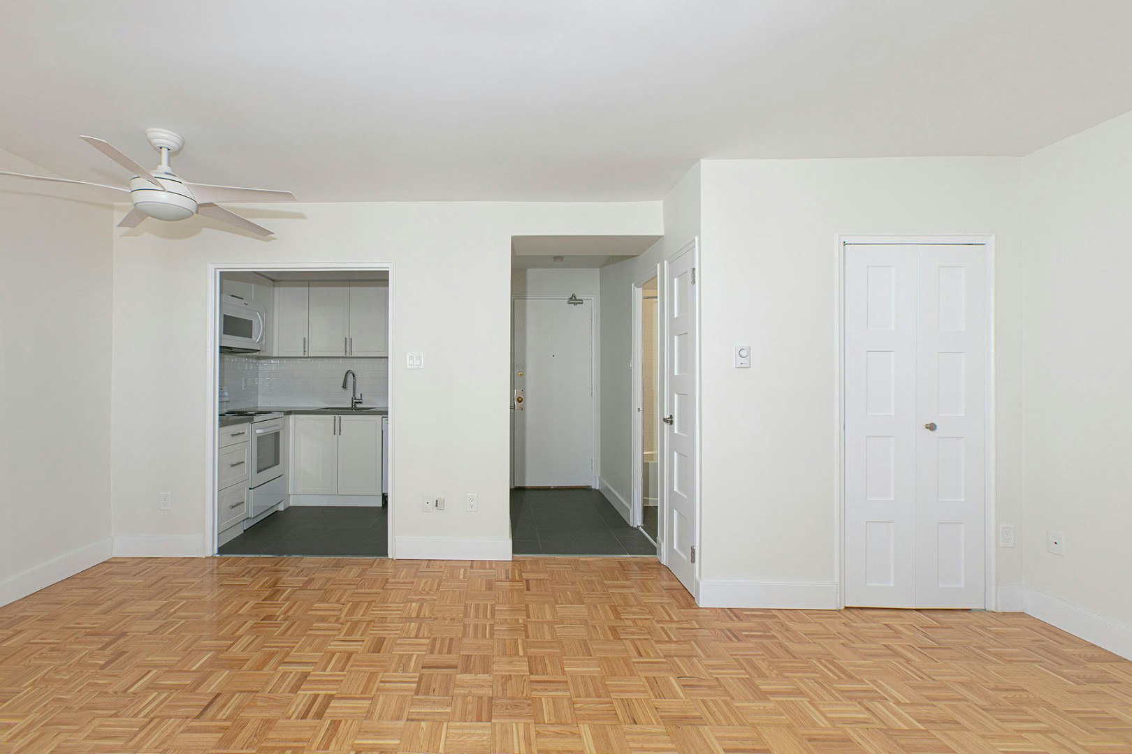 55 Isabella Street, Toronto, ON, M4Y 1M8 - 3