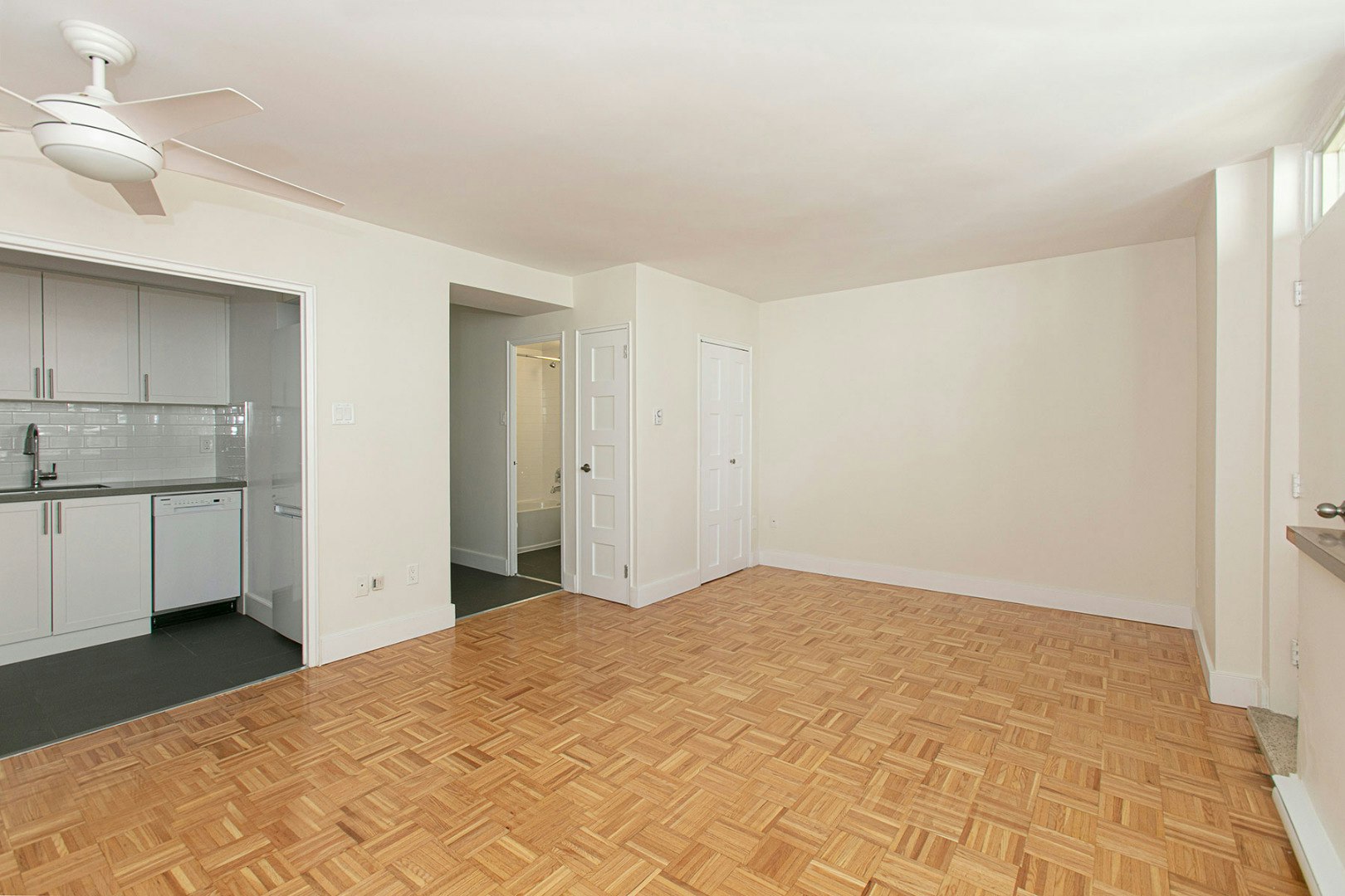 55 Isabella Street, Toronto, ON, M4Y 1M8