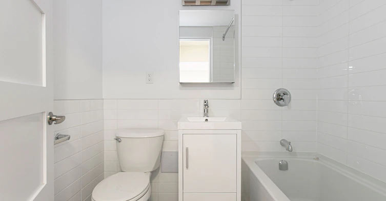 95 Lawton Boulevard, Toronto, ON, M4V 1Z8 - 6