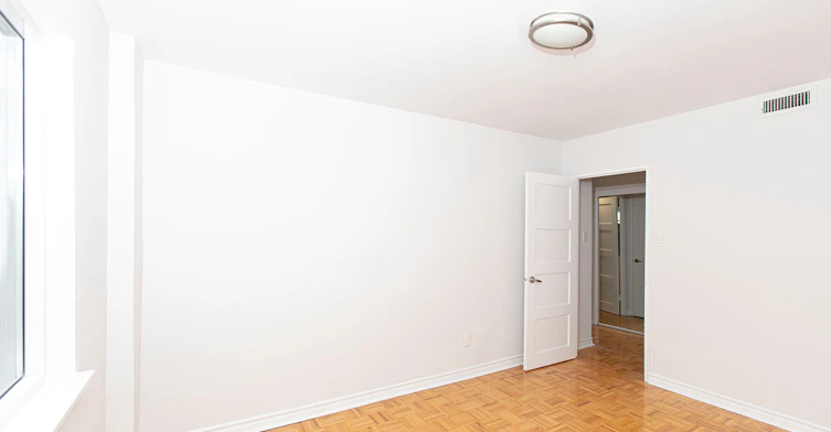 95 Lawton Boulevard, Toronto, ON, M4V 1Z8 - 7