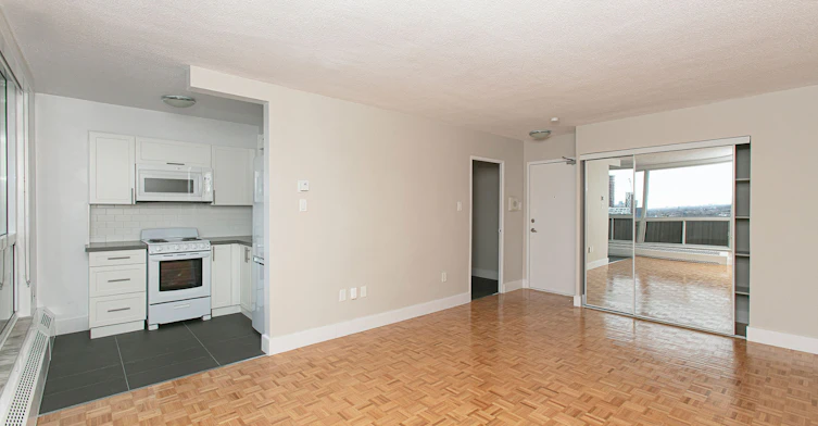 666 Spadina Avenue, Toronto, ON, M5S 2H8 - 2