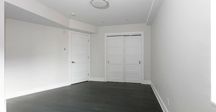 4851 De La Côte Saint Luc Chemin, Montréal, QC, H3W 2H6 - 18