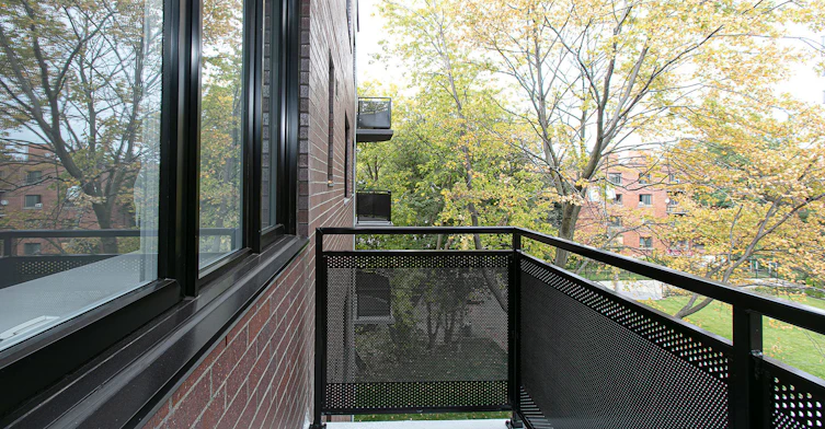 4851 De La Côte Saint Luc Chemin, Montréal, QC, H3W 2H6 - 22