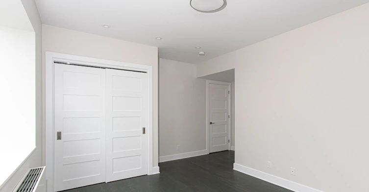 4851 De La Côte Saint Luc Chemin, Montréal, QC, H3W 2H6 - 12