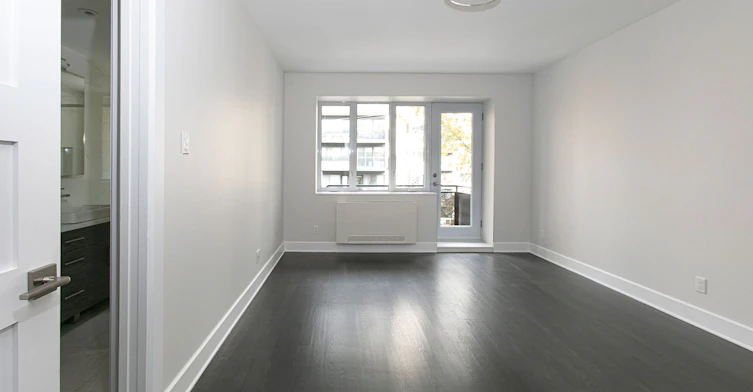4851 De La Côte Saint Luc Chemin, Montréal, QC, H3W 2H6 - 17